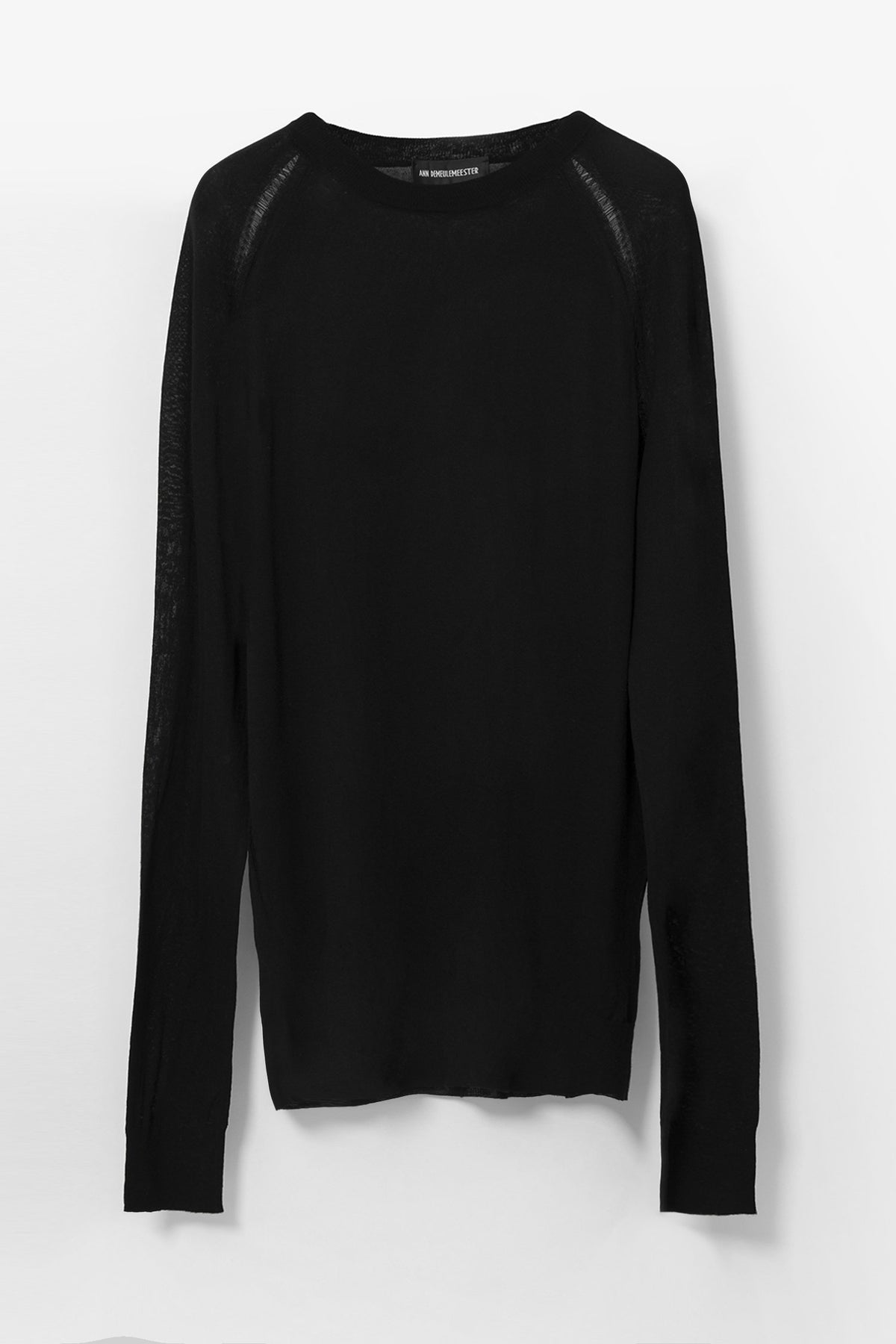 Mikael Crewneck
