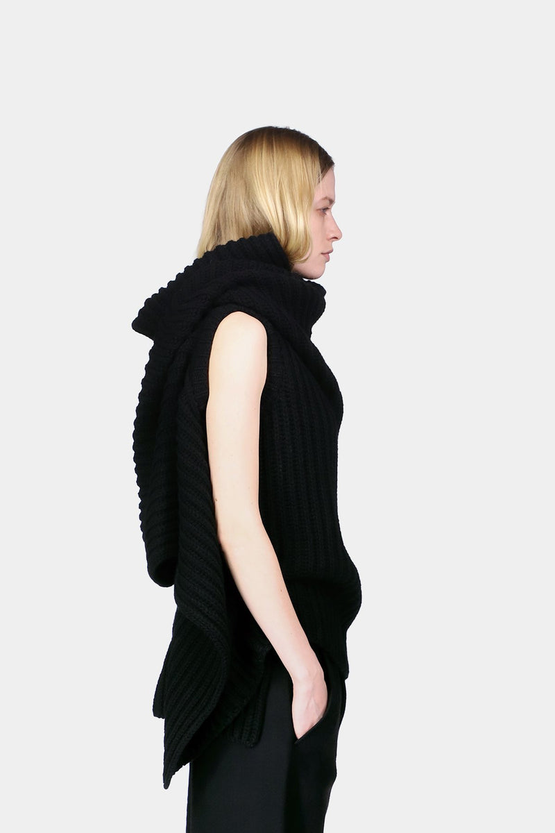 Chloe Knitted 3-Holes Top