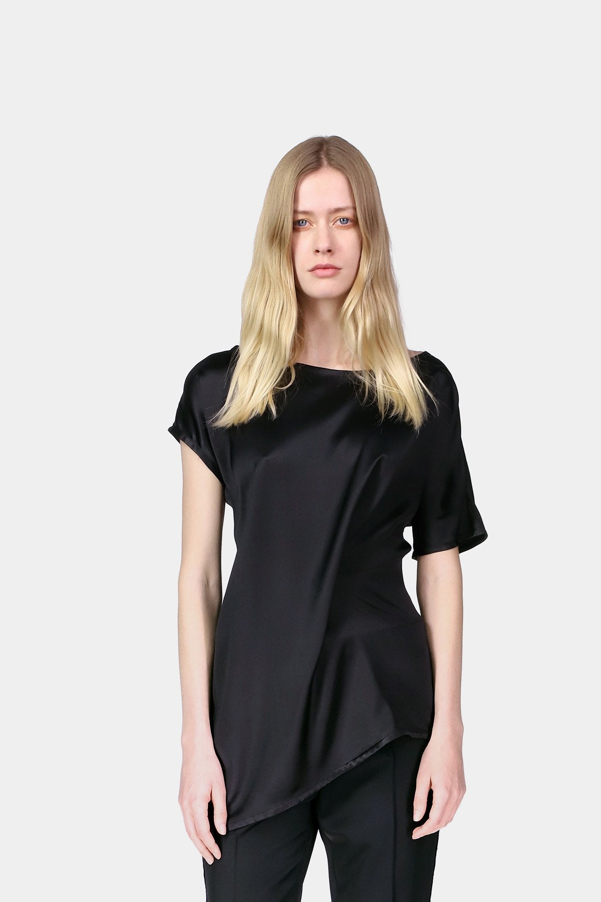 Amelia Half Shaped Top