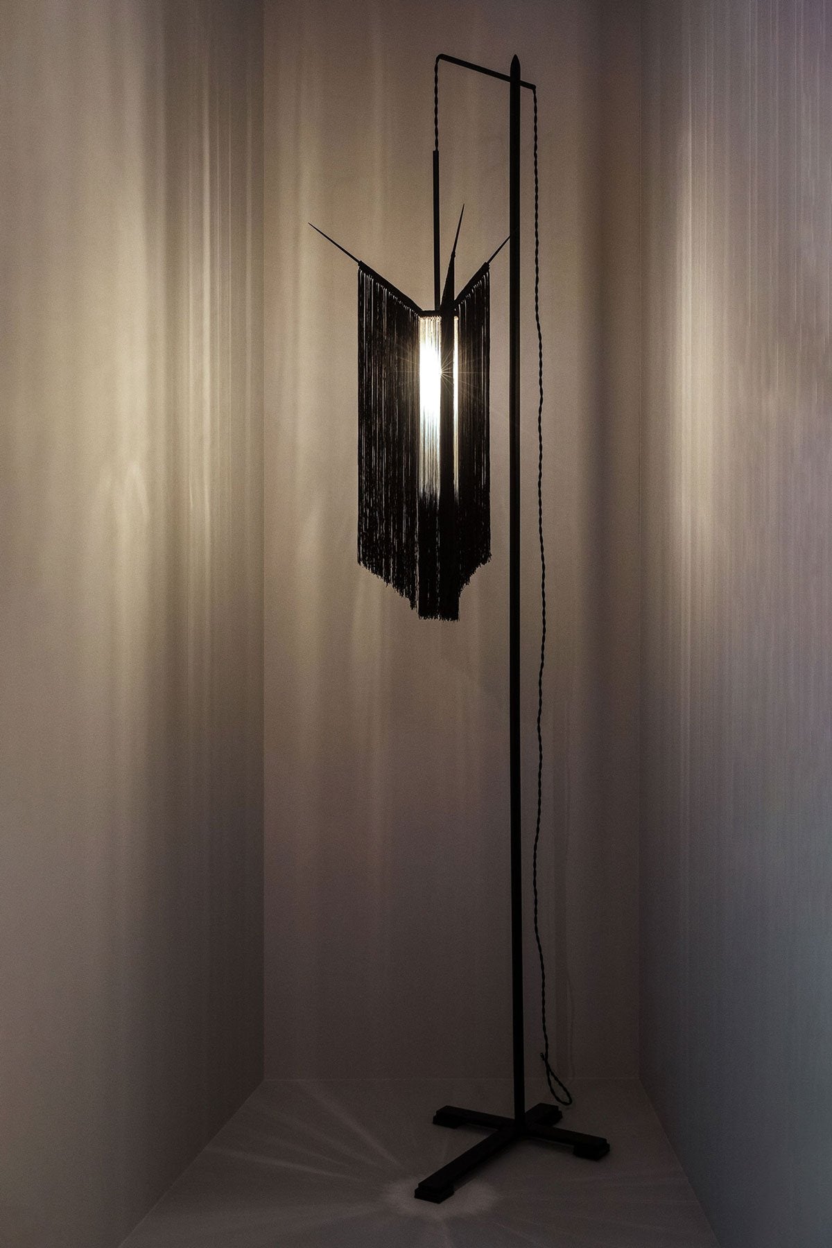 Chan 2 black/ white - Floor Lamp